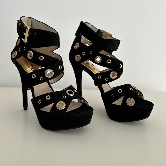 Michael Kors Delilah Grommet Platform suede ankle strap heels size 5 1/2 black - Picture 6 of 15